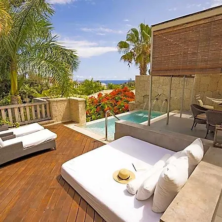 The At Bahia Del Duque Hotel